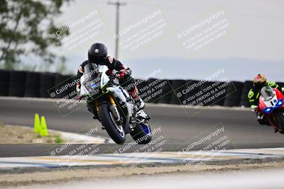 media/Apr-18-2025-TrackDaz (Fri) [[45f5874c44]]/B Group/Session 4 (Turn 6 - Outside)/